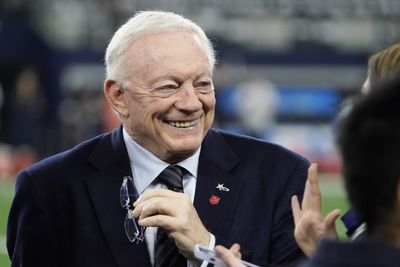 Report: Cowboys turned down trade offer from Chiefs