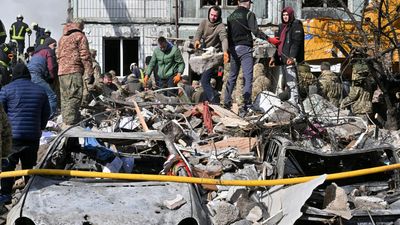 Over two dozen killed as Russia strikes cities across Ukraine