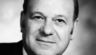 Frank Annunzio, who represented Chicago in Congress, was linked to the mob, his FBI file shows