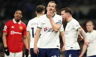 ‘I heard it’: Harry Kane’s wooing by United fans adds twist to Spurs drama