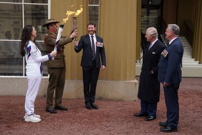 King joins Australian charity as it kicks off London leg of torch relay