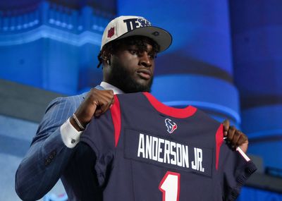 Texans draft war room was emotional yet subdued with Will Anderson trade