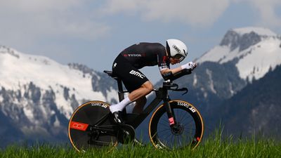Unreleased BMC time trial bike spotted at Tour de Romandie prologue