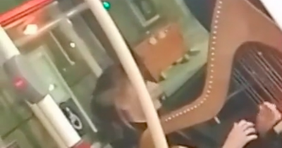 Amazing moment harpist plays mesmerising tune on Lothian night bus as singer joins in
