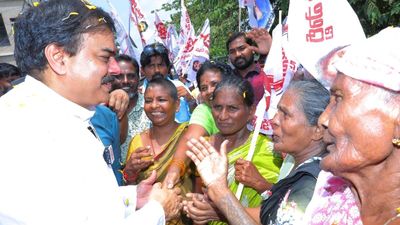 Nearly 1.70 lakh fisherfolk denied aid during annual fishing ban in Andhra Pradesh, alleges JSP leader Nadendla Manohar