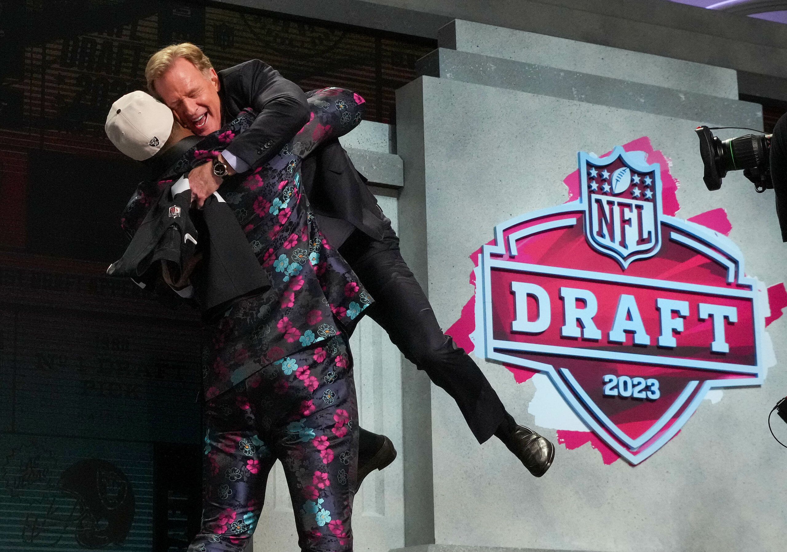 How to Watch 2023 NFL Draft Rounds 2 & 3 Live: Channels, Time, Stream &  More