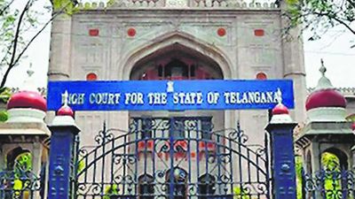 Submit fresh status report over TSPSC exam paper leakage case: HC