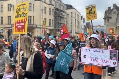 Schools could face coordinated strikes by teachers and headteachers in autumn