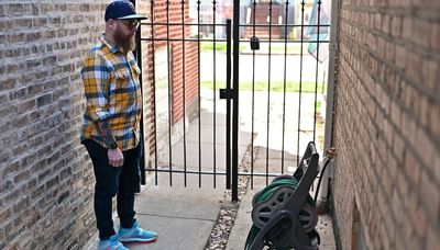 Chicago man soaked by unlicensed plumber