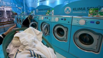 How One Man Quit His 9-To-5 Job Ended Up Succeeding Making A Fortune On Laundromats