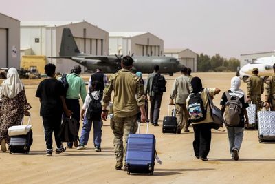 Evacuation flights from Sudan set to end, leaving UK Nationals stranded