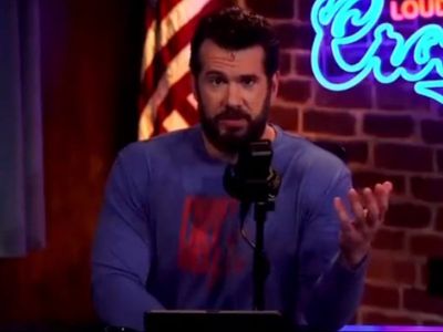 ‘F***ing watch it”: Video shows conservative Christian podcaster Steven Crowder allegedly berating his now ex-wife