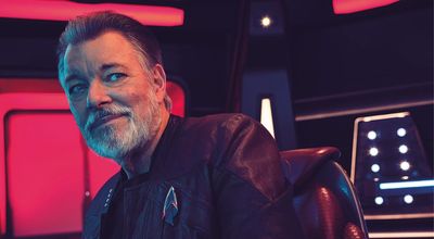 'Star Trek: Picard' actor and director Jonathan Frakes talks playing Riker again in exclusive interview excerpt