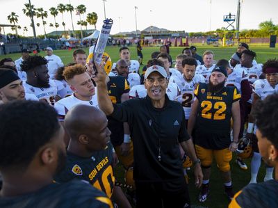 How to Enjoy the 2022-23 Football Season