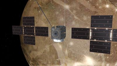 Europe's JUICE Jupiter probe has an antenna glitch in deep space