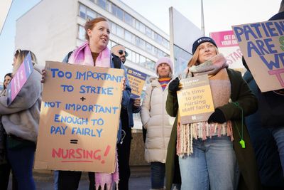 Royal College of Nursing agrees to supply some staff during strike