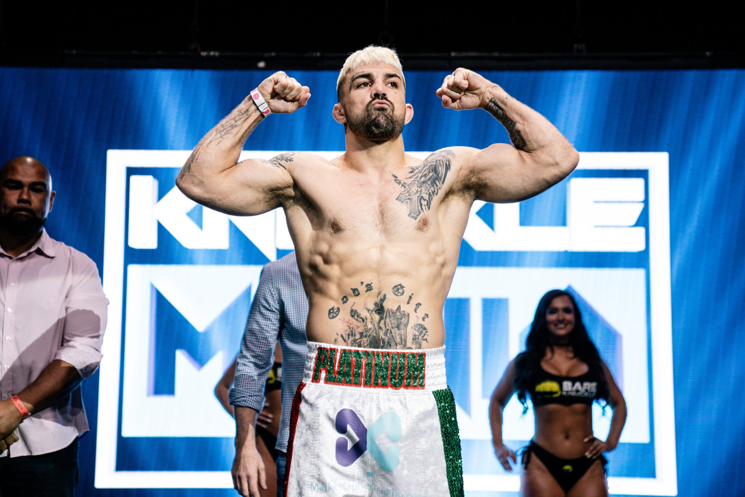Video BKFC 41 Mike Perry vs. Luke Rockhold weighin…