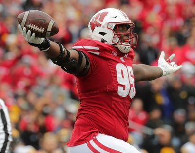 Steelers select Wisconsin DT Keeanu Benton in the second round