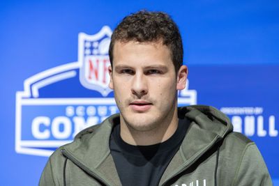 Lions TE Sam LaPorta had a memorable meeting with Dan Campbell