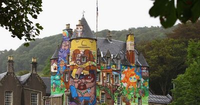 The colourful castle under an hour from Glasgow with walks, playparks and a music festival