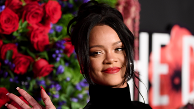 Rihanna proves that denim and diamonds is a dynamo combination in latest look