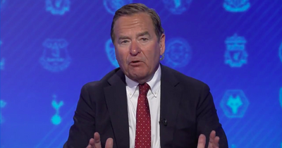 Jeff Stelling announces retirement from Sky Sports and this time he means it