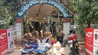 Boy thrashed by YSRC activists in Vizag: Family stage protest outside police station, demand arrest of accused