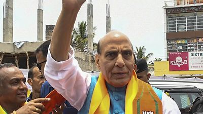 Rajnath Singh invokes Uri Gowda and Nanje Gowda; translator blanks it out