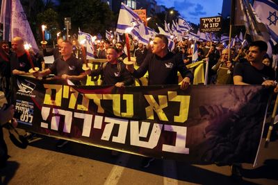 Israelis protest reforms ahead of new parliament session