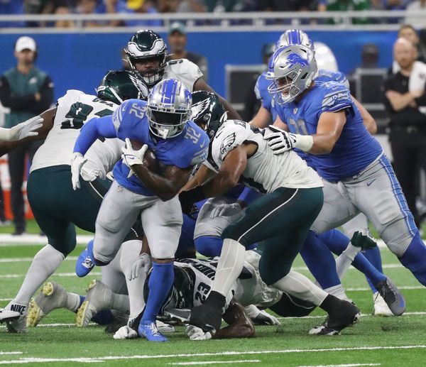 De'Andre Swift trade: Eagles acquire Lions running back in exchange for  draft picks - Bleeding Green Nation