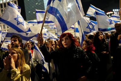 Israelis rally for 17th week against judicial overhaul plans