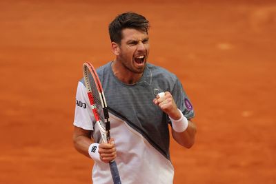 Cameron Norrie finally halts British week of woe in Madrid