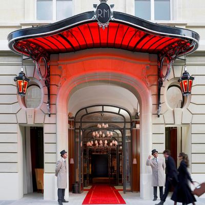Le Royal Monceau is the luxurious fashion-editor-approved place to stay in Paris