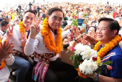 Prayut urges Trang to vote UTN so he can 'return'