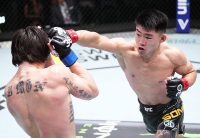 UFC Fight Night 223 results: Song Yadong punishes Ricky Simon with brutal onslaught for late TKO stoppage