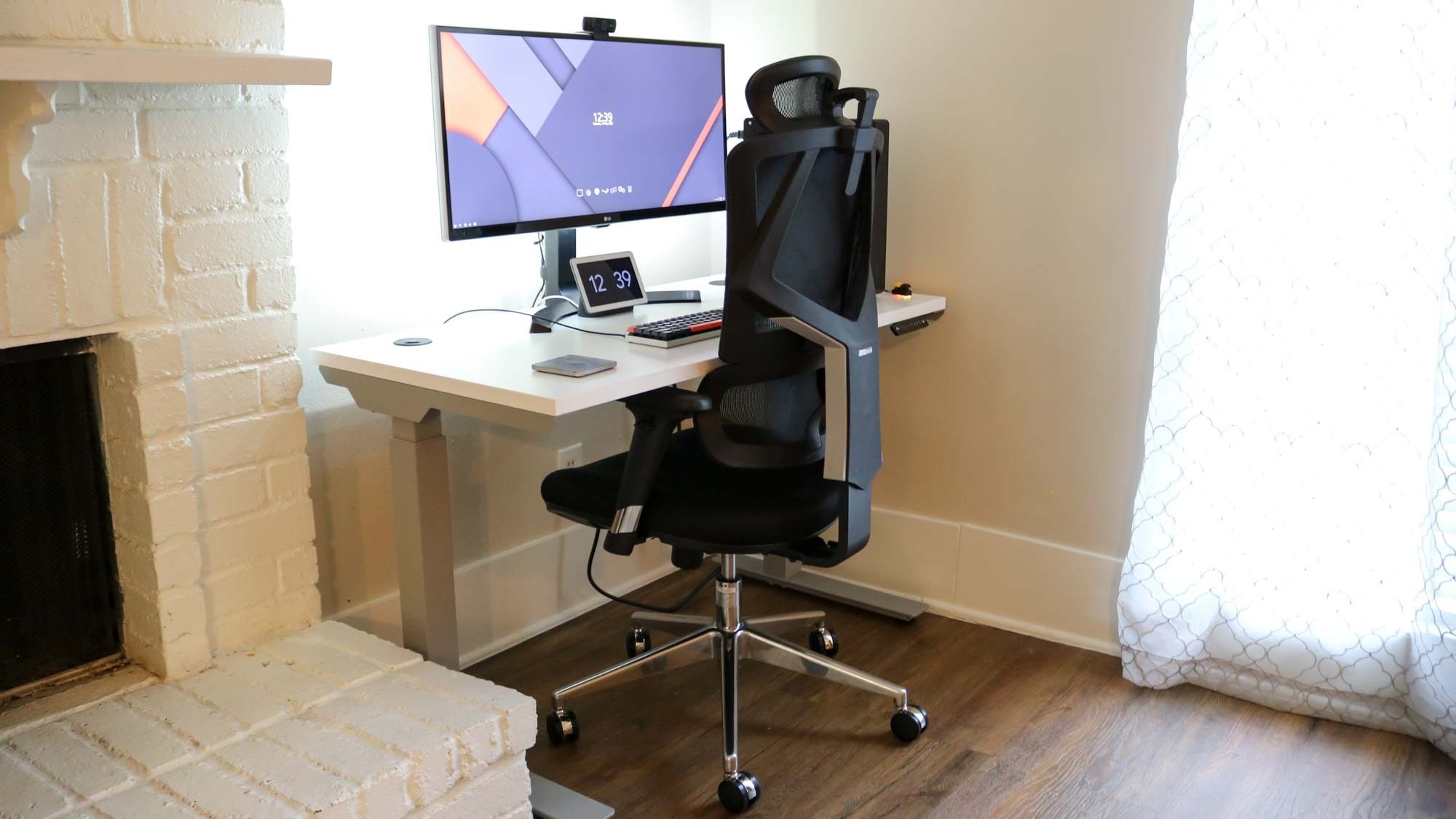 3 reasons to buy a standing desk — even if you sit…