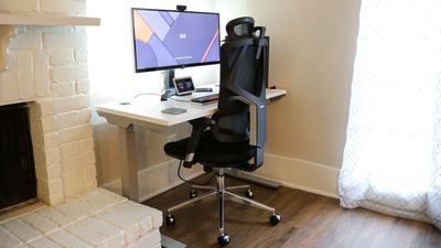 3 reasons to buy a standing desk — even if you sit most of the time