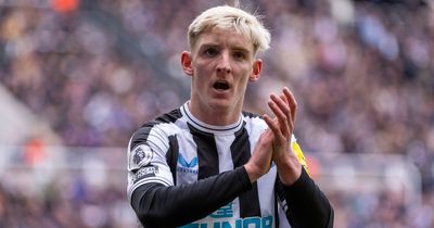 Newcastle United supporters deliver Anthony Gordon verdict with Sean Longstaff injured