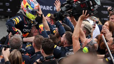 F1 2023 | Sergio Perez wins Azerbaijan GP in Red Bull 1-2