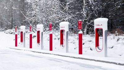 Tesla Says That Supercharger Average Uptime Is Near Perfect *100%