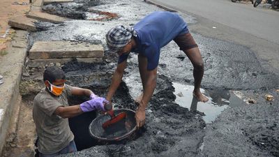 Despite ban, Gujarat continues to witness deaths of manual scavengers