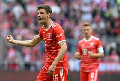 'We're back', says Mueller after Bayern return to league summit