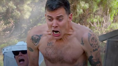 To Celebrate His Return To The UK, Steve-O Dropped A Throwback Video Partying With Naked Women