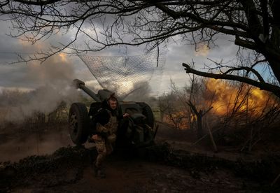 Ukraine says it still holds parts of Bakhmut, Russia reports progress