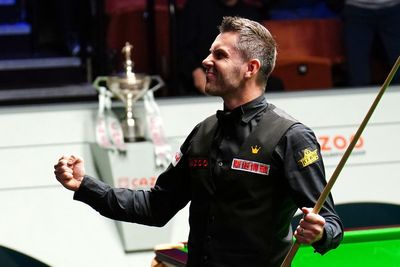 Mark Selby hits first World Championship final 147 as he reels in Luca Brecel