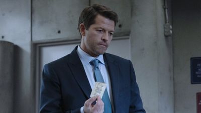 Gotham Knights’ Misha Collins Teases Two-Face And Explains How A Dream He Had Impacted Harvey Dent’s Story