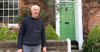 Life on historic Nottinghamshire one-way street where you have friends instead of neighbours