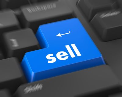 2 Rotten Stocks to Sell Now Before They Spoil More