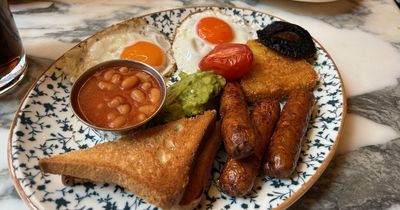I tried Albert's Schloss £9.50 full English breakfast and I was full for hours - review