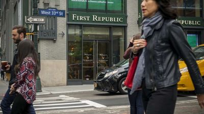 Regulators Seize First Republic Bank and Sell It to JPMorgan Chase